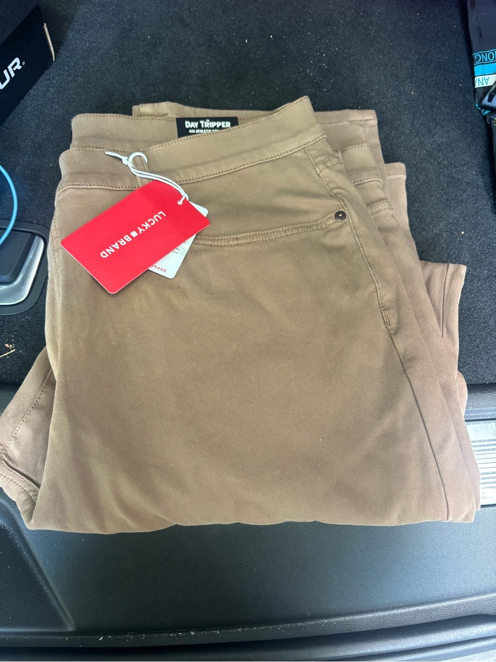 Lucky Brand Men's Tan Chino Pants